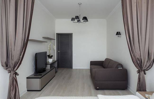 Royal Apartments Gagarinskoe plato 5a - Photo 73