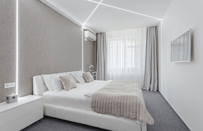 Royal Apartments Gagarinskoe plato 5a - Photo 43