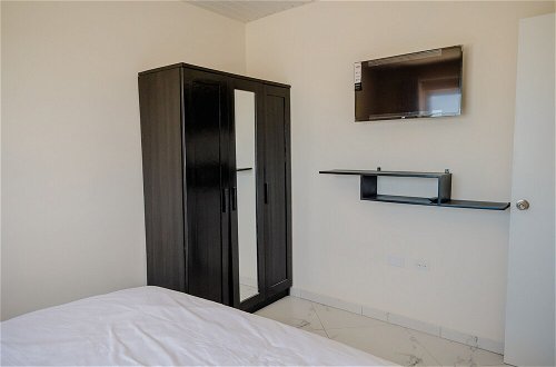 Photo 4 - Spacious 4-bedroom Apartment 2 km From Eagle Beach
