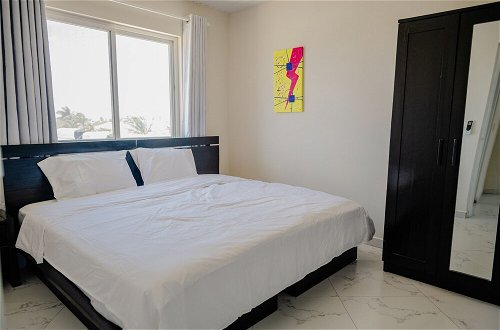 Foto 2 - Spacious 4-bedroom Apartment 2 km From Eagle Beach