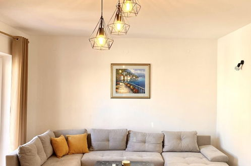 Foto 10 - Spacious 2-bed Apartment in Cavtat