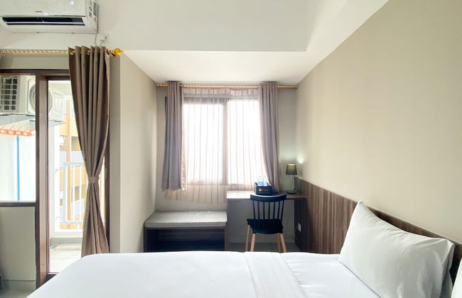 Well Furnished and Cozy Studio at LRT City Jatibening Apartment - Photo 3
