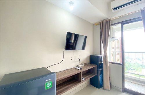 Photo 13 - Well Furnished And Cozy Studio At Gateway Park Lrt City Bekasi Apartment
