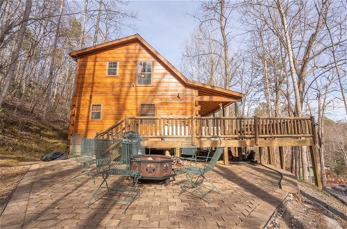 Photo 31 - Moonshine Ridge Cabin with Hot Tub and Fire Pit