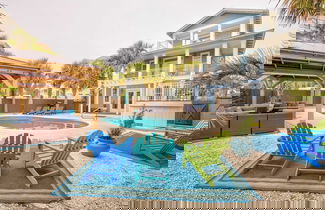 Foto 1 - A Piece of Heaven by Avantstay Private Pool, Sleeps 14 Pet-friendly