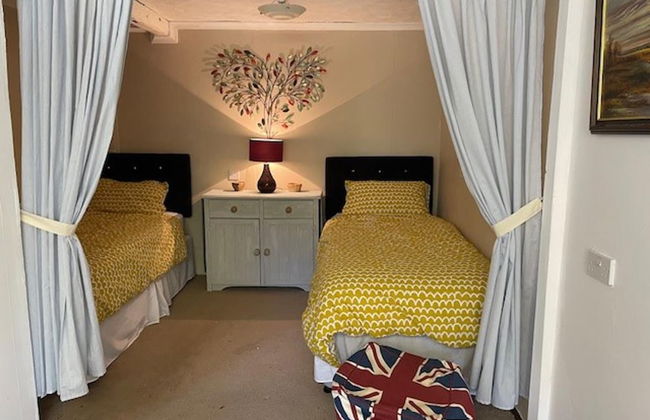2 Bed Barn - Sleeps 4 - Pets - Parking - Wifi - Foto 4