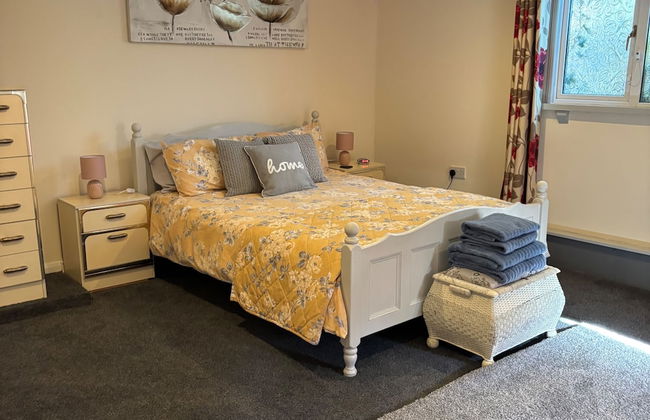 2 Bed Barn - Sleeps 4 - Pets - Parking - Wifi - Foto 3