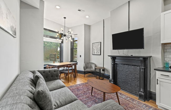 Historic DC Gem Spacious Rowhouse Private Patio - Foto 1