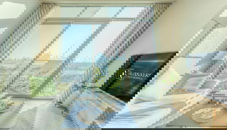 Foto 1 - Elite LUX Holiday Homes - Skyline Oasis One Bedroom Premium Apartment in Al Jaddaf