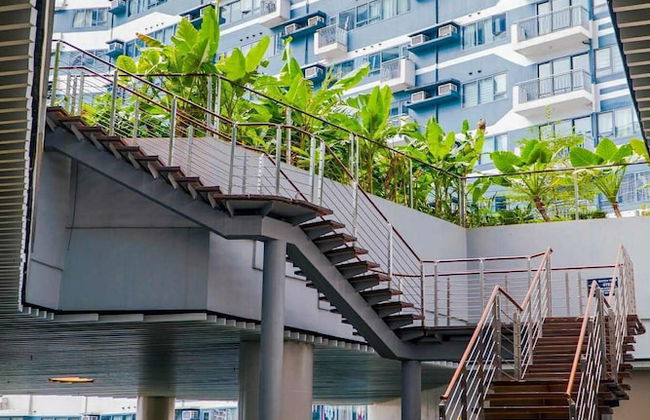 Sunset View at Air Residences Makati - Photo 60