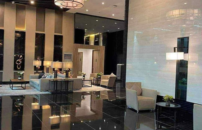 Sunset View at Air Residences Makati - Photo 5