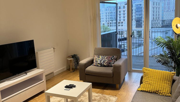 Foto 1 - Lovely 1-bed Apartment in London