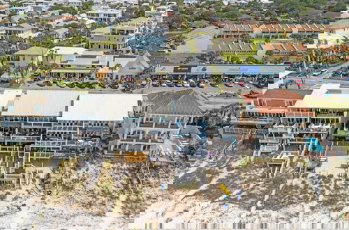Foto 51 - Backyard Beach by Avantstay Oceanfront Destin Paradise