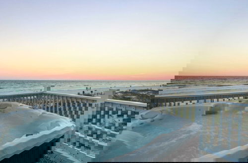 Foto 41 - Backyard Beach by Avantstay Oceanfront Destin Paradise