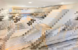 Foto 3 - Host Stay Lobster Pot Apartment