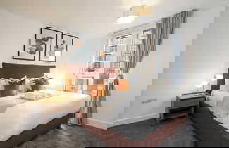 Photo 1 - Convenient City Apartment