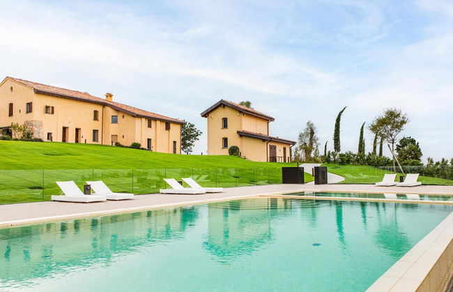 Villa S M Maddalena Part of Palazzo di Varignana - Photo 1