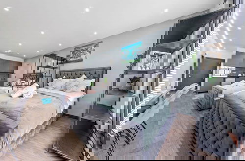 Photo 16 - Modern Luxury Studio Near Euston Central London