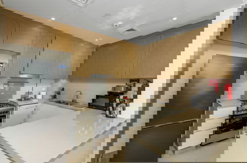 Foto 15 - Waves - Spectacular Seaside Retreat Apt With Views