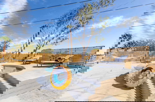 Foto 47 - Carmella by Avantstay Modern Jtree Home w/ Large Outdoor Area!