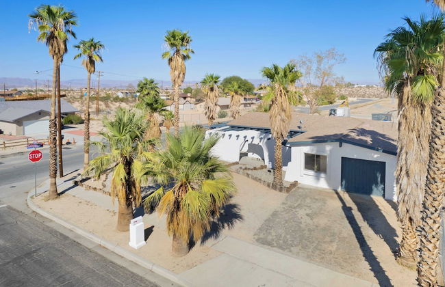 Carmella by Avantstay Modern Jtree Home w/ Large Outdoor Area! - Photo 45