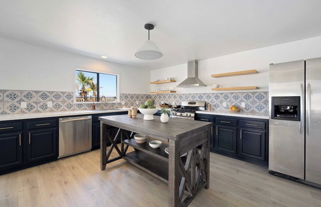 Carmella by Avantstay Modern Jtree Home w/ Large Outdoor Area! - Photo 21