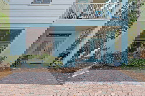 Photo 39 - Carmine by Avantstay 2022 Remodeled Destin Home