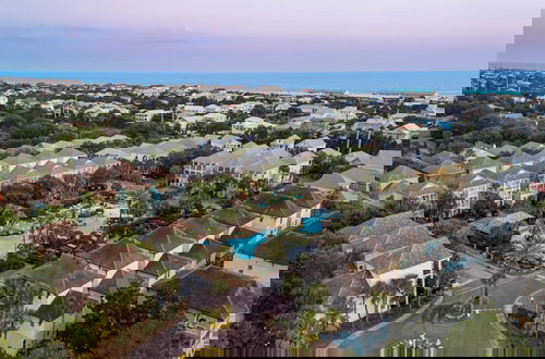 Photo 54 - Carmine by Avantstay 2022 Remodeled Destin Home