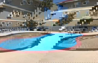 Foto 1 - Island Dream 1 Bedroom Condo by RedAwning