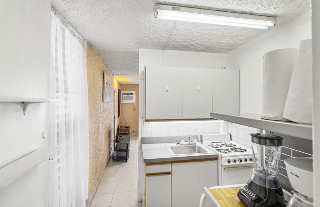 One Nice Caribbean View 1 Bedroom Condo by RedAwning - Photo 13