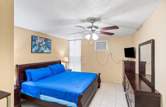 One Nice Caribbean View 1 Bedroom Condo by RedAwning - Photo 2