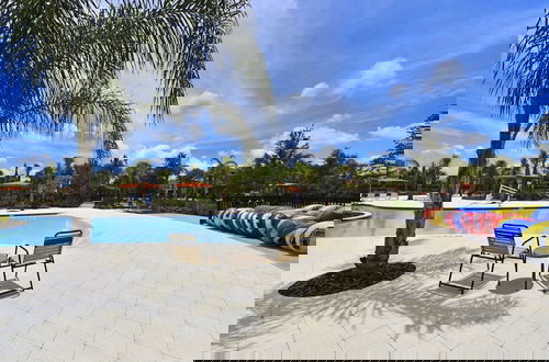Foto 62 - Luxury 13 Bedroom Disney Villa Pool SPA Game Room WI-FI 13 Villa by RedAwning
