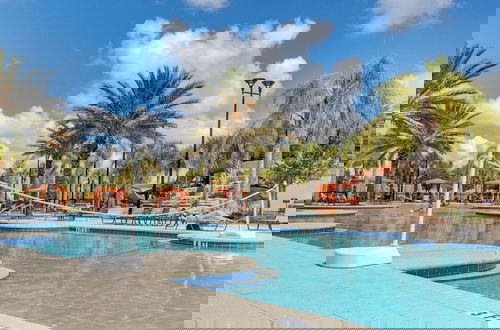 Foto 55 - Luxury 13 Bedroom Disney Villa Pool SPA Game Room WI-FI 13 Villa by RedAwning