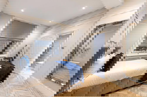 Photo 16 - Beautiful Two Bedroom Abode in Notting Hill
