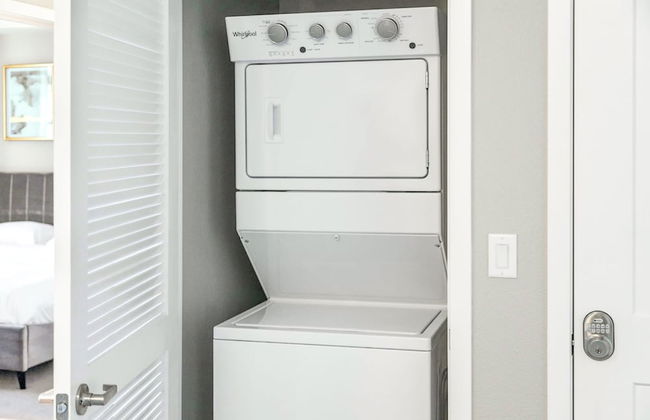 Chic Apt w Jacuzzi Pool BBQ Mountain Views - Foto 66