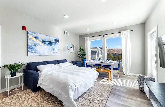Chic Apt w Jacuzzi Pool BBQ Mountain Views - Foto 67