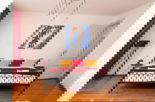 Photo 11 - Authentic Design 2bdr Apartment in Old Town