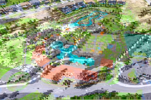 Photo 2 - Magic Retreat Near Disney Sleeps 12 Private Pool Sol101