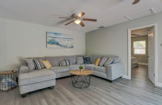 Heated Pool Close to St Pete Tampa Pet Friendly - Foto 8