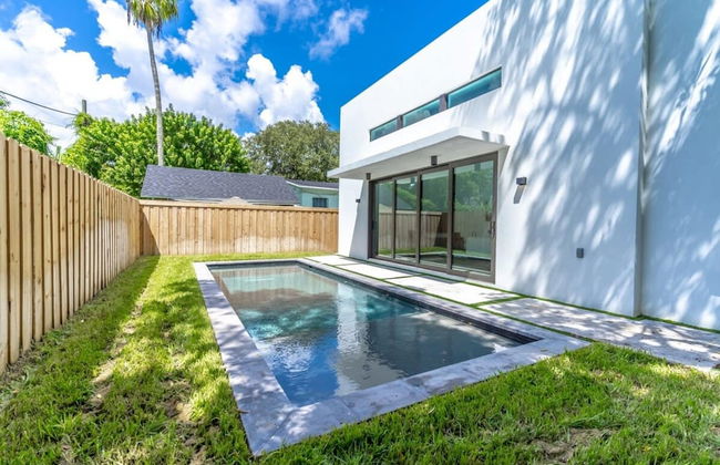 Lux Villa With Pool Wynwood House by Rovetravel - Photo 45