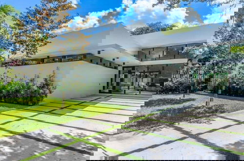 Photo 3 - Lux Villa With Pool Wynwood House by Rovetravel