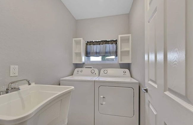 OP Cabana in Oakland Park - Photo 23