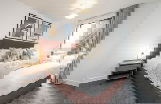 Photo 1 - Flat With Skyline City Views