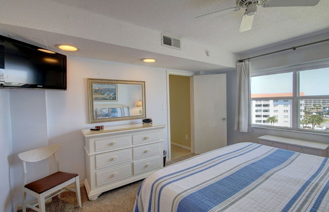 268 El Matador 2 Bedroom Condo by RedAwning - Photo 3