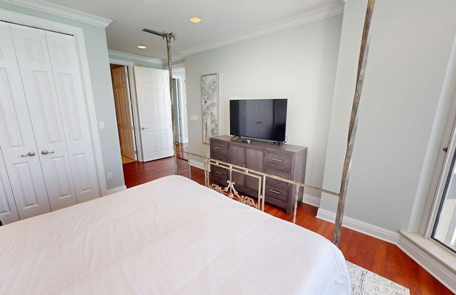 Silver Beach Towers 1905e 3 Bedroom Condo by RedAwning - Photo 12