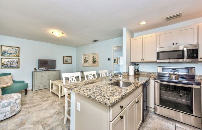 Le Monaco - Romantic 1 BR Condo Steps from 5th Ave S. Chic Coastal Retreat with King Bed and Beach Access. Perfect Location for Couples Near Dining, Shopping, and Naples Beach - Foto 9