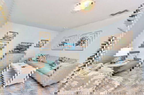 Foto 12 - Le Monaco - Romantic 1 BR Condo Steps from 5th Ave S. Chic Coastal Retreat with King Bed and Beach Access. Perfect Location for Couples Near Dining, Shopping, and Naples Beach