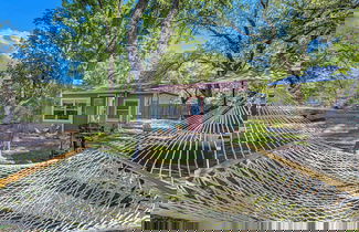 Foto 1 - Charming Lakeview Cottage With Lake Access!
