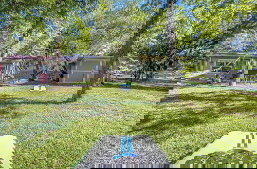 Foto 19 - Charming Lakeview Cottage With Lake Access!