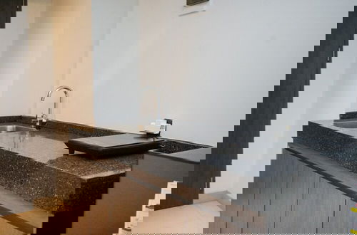 Foto 6 - Simply Look Studio Apartment Carstensz Residence